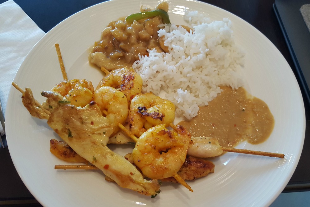 Prawn skewers, chicken skewers, peanut sauce, rice and sweet and sour chicken from the Kings Court Buffet